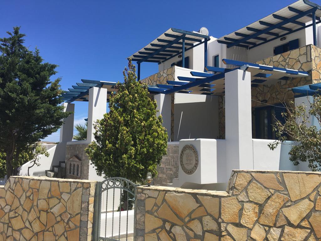 Livadakia Serifos Palace المظهر الخارجي الصورة