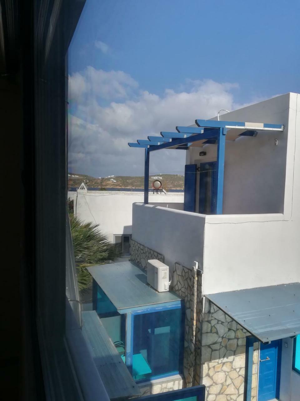 Livadakia Serifos Palace المظهر الخارجي الصورة
